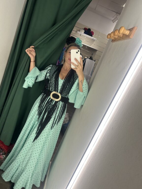 La Mona Complementos