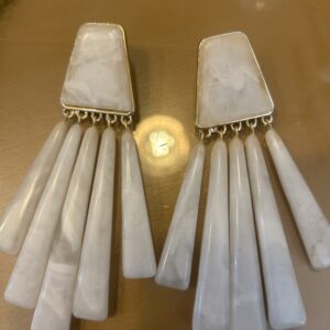 pendientes palo beige