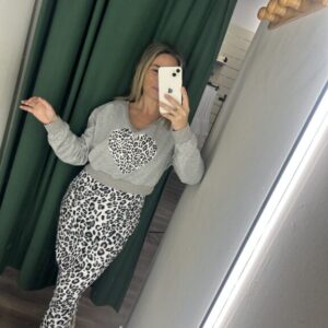 vestido promo sudadera gris corazon