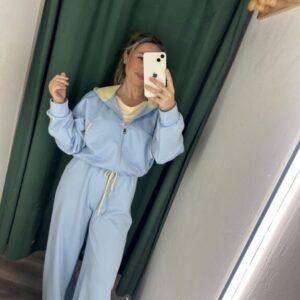 chandals celeste con amarillo