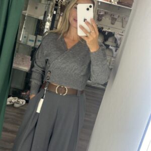 jersey gris boton