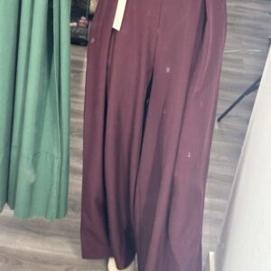 pantalon burdeos palazo