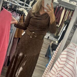 camiseta encaje marron