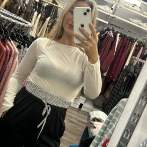 camiseta blanca transparente zara