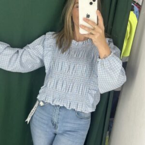 camisa celeste cuadritos