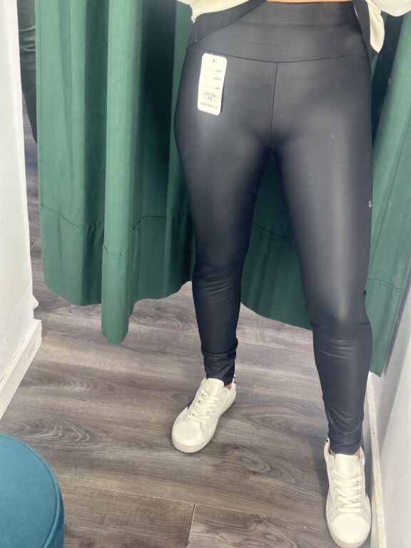 legins polipiel negro