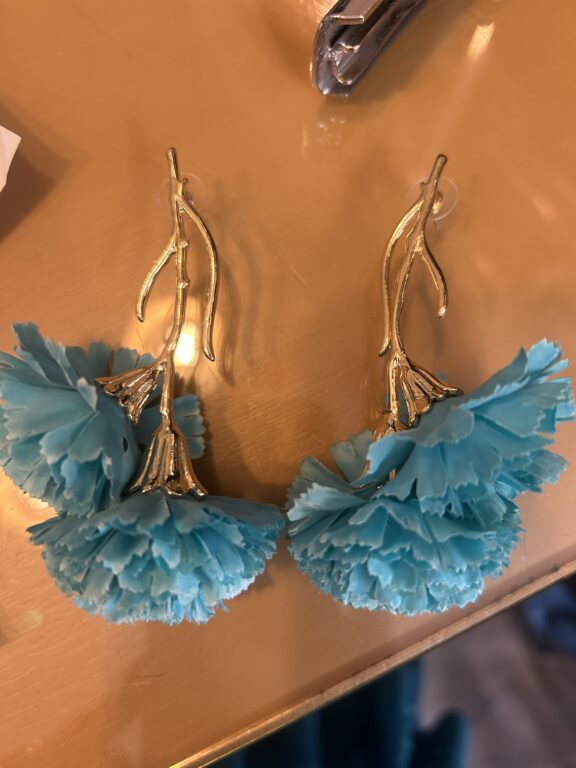 pendiente clavel verde agua