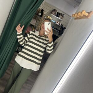 camiseta con camisa rayas verde