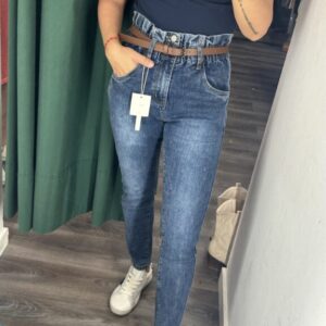 vaqueros momfif