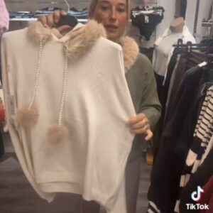 jersey beige pompon