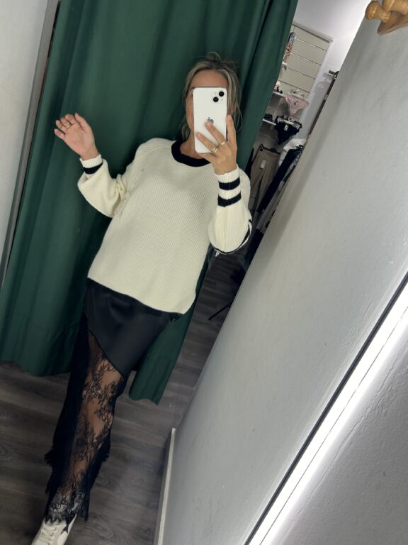 jersey blanco rayas negra manga
