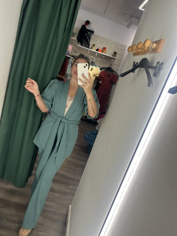 La Mona Complementos