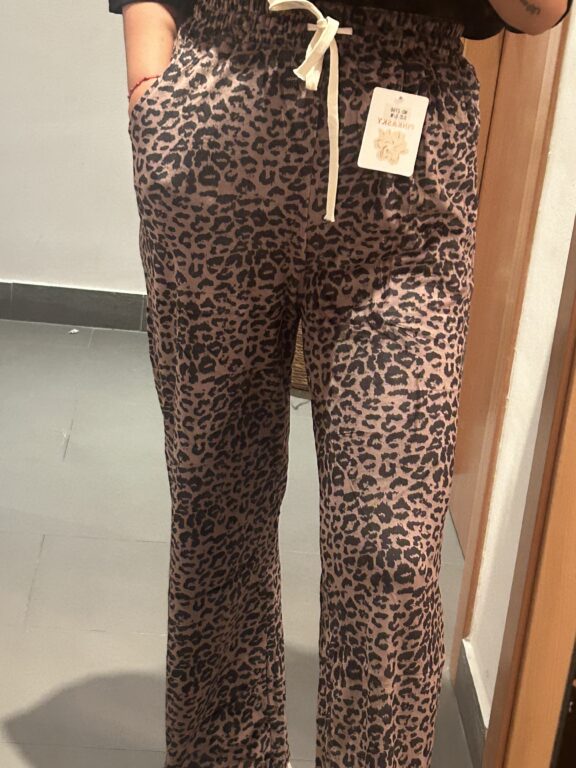 pantalón terciopelo marron
