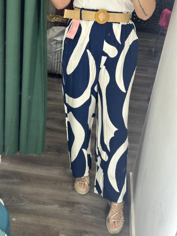 La Mona Complementos