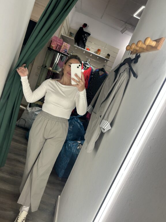 La Mona Complementos