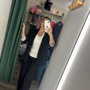 traje chaqueta negro