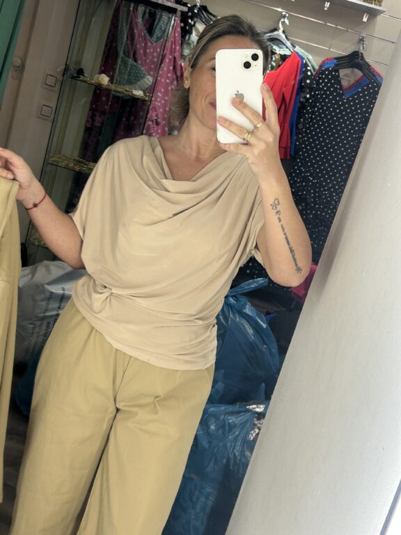 La Mona Complementos