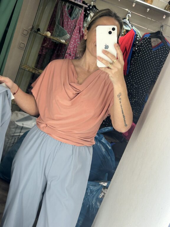 La Mona Complementos