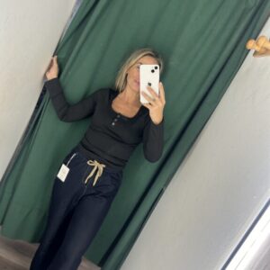 camisets negra botones promo