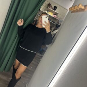 conjunto falda punto negro