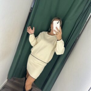 conjunto beige falda punto