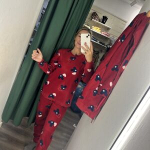 pijama mickey rojo y azul