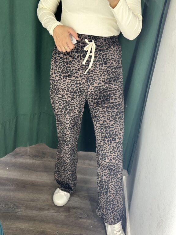 pantalón terciopelo marron