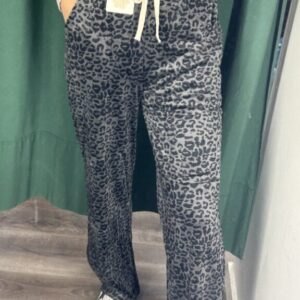 pantalon terciopelo negro leopardo