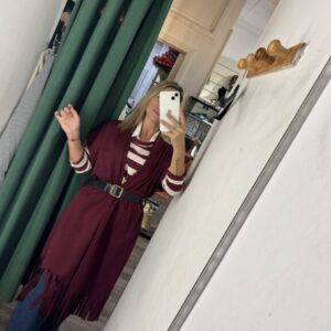 cardigan flecos burdeos