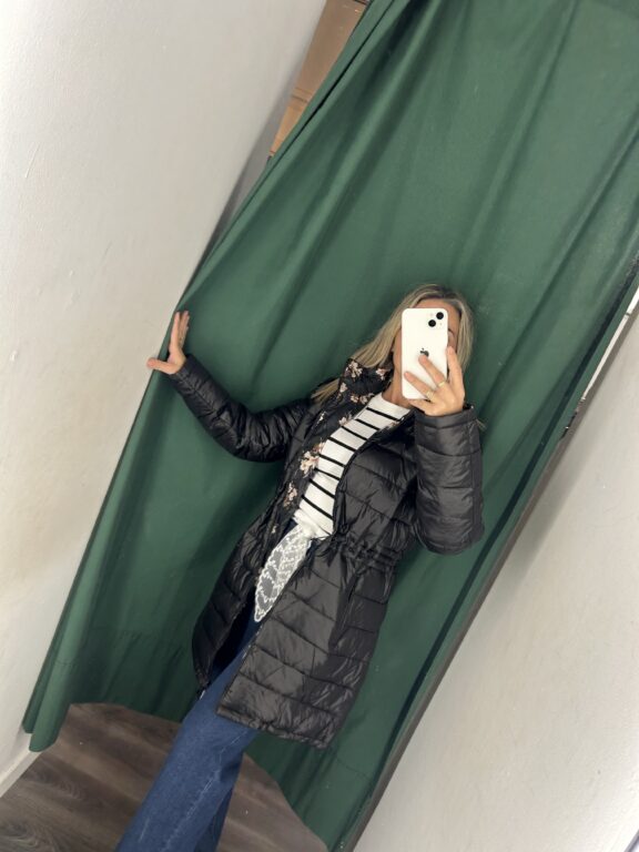 chaquetón negro reversible