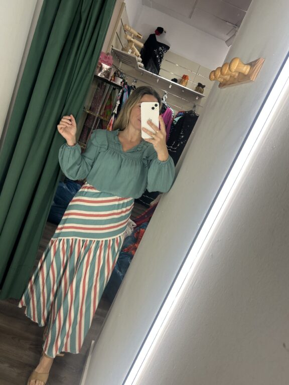 La Mona Complementos