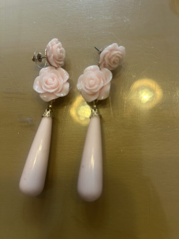 pendientes rosa claro