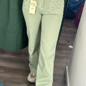 pantalon vaquero verde