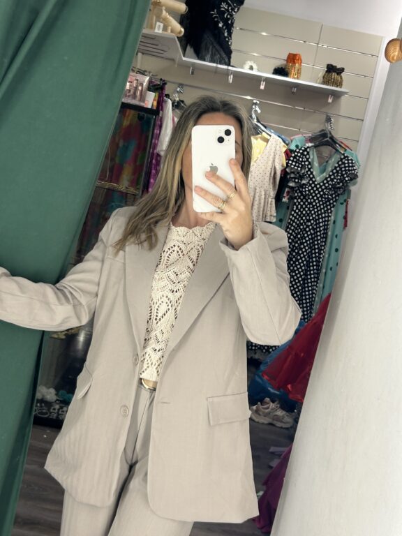 La Mona Complementos