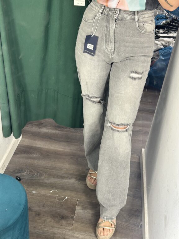 La Mona Complementos