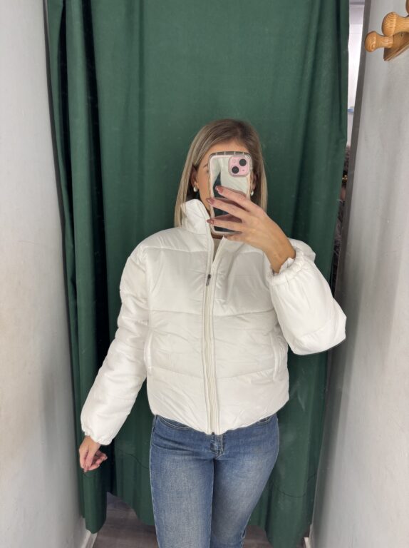 chaquetón blanco