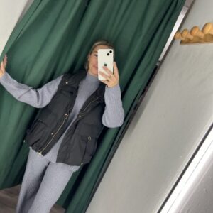 chaleco negro acolchado