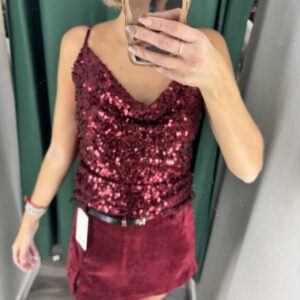 top lentejuelas burdeos