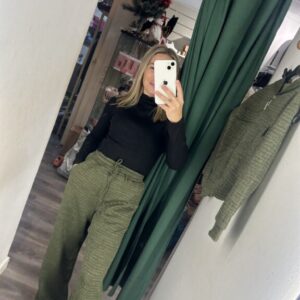 camiseta negra zara 6,95