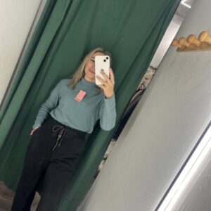 camiseta polar turquesa