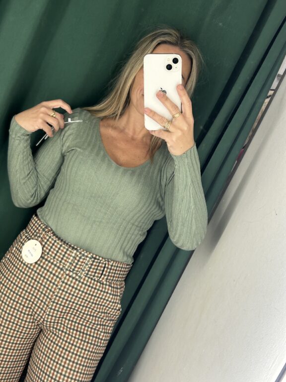 La Mona Complementos