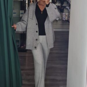 rebeca gris oversize