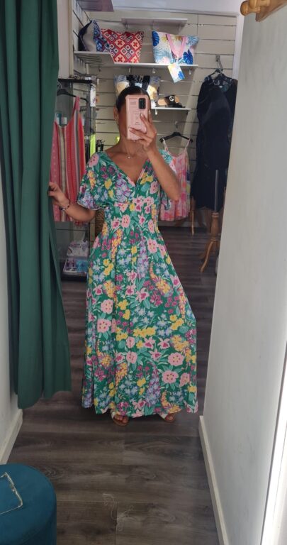 vestido licra fria fondo verde