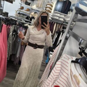 camiseta encaje beige