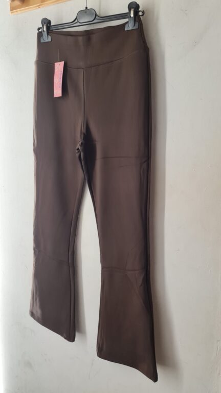 legins marron campana pelitos por dentro