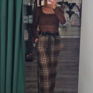 camiseta encaje marron ana